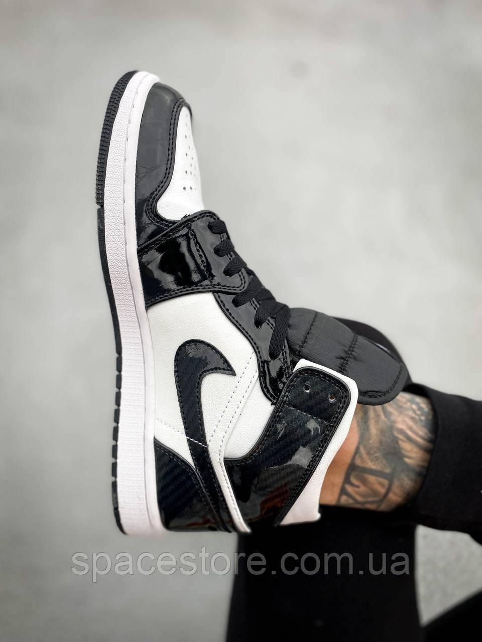 Air jordan 1 mid size 5 sales