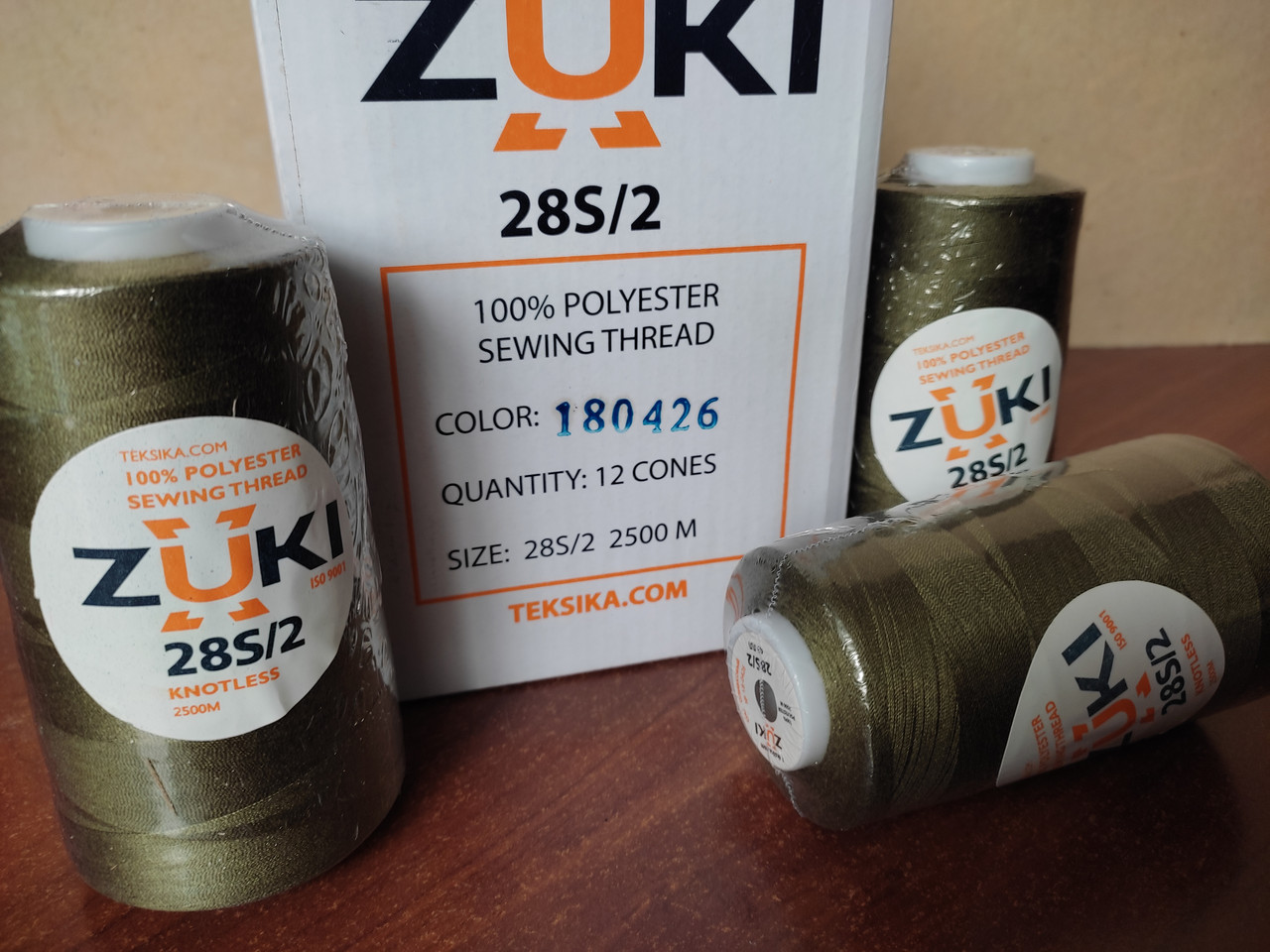 Нитки армированные ZUKI № 28S/2 2500м хаки оливковый col 18-0426 - фото 5 - id-p1799830974