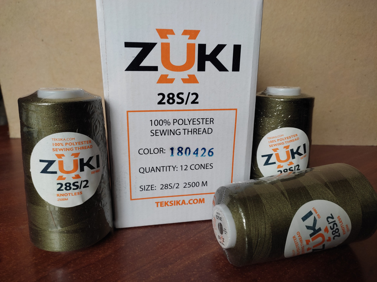 Нитки армированные ZUKI № 28S/2 2500м хаки оливковый col 18-0426 - фото 7 - id-p1799830974