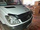 Дефлектор капоту під карбон для Mercedes Sprinter W906 (2006-2013) Полікарбонат, фото 4