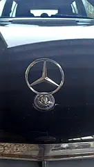 Емблема приціл з написом для Mercedes C-class W203 ABS-пластик