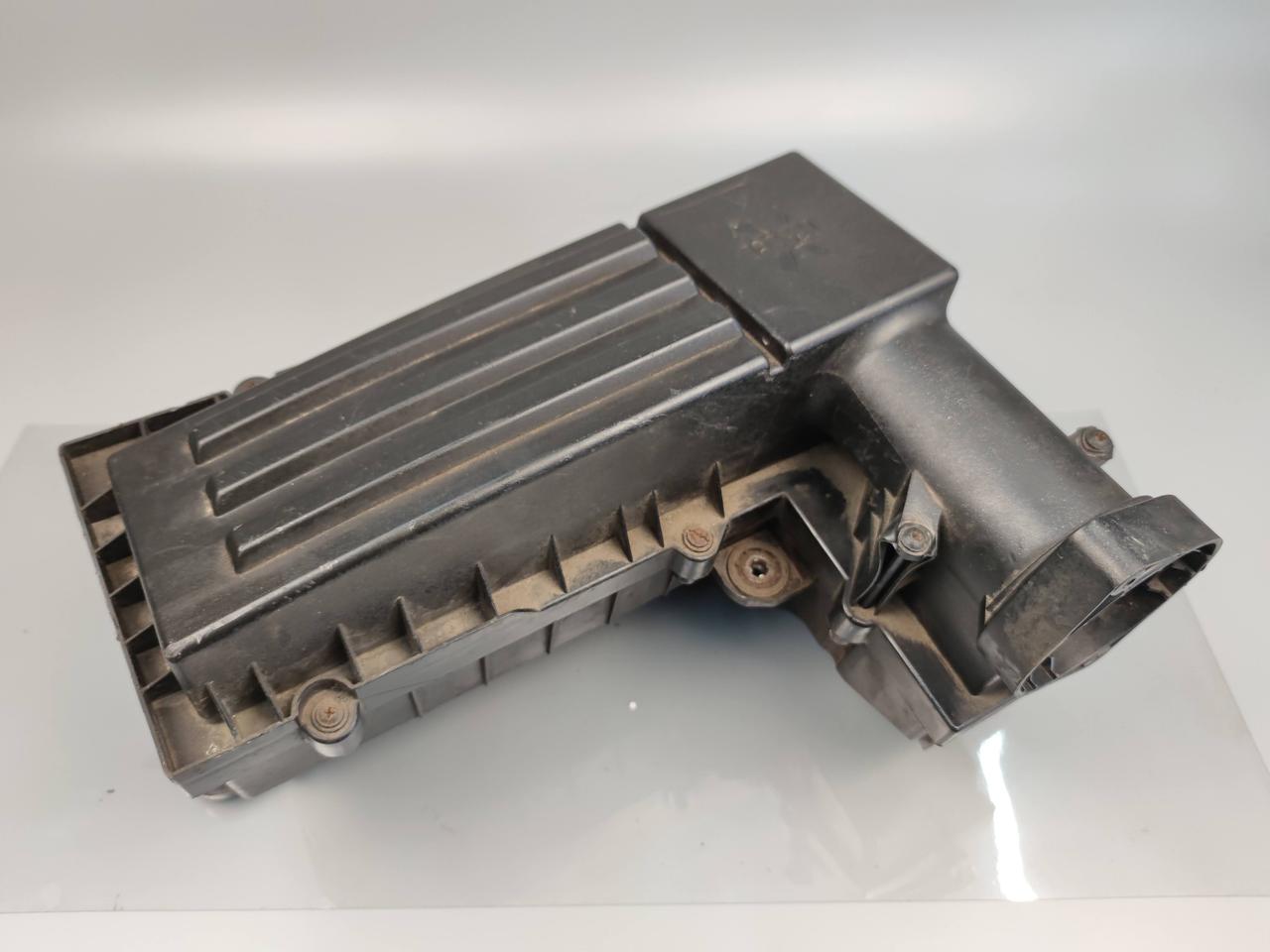 Корпус повітряного фільтра SKODA OCTAVIA A5 1K0129607P, 1K0129601AF, 1K0129620D