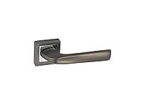 Ручка дверна на розеті графіт/хром 15-170-003 квадрат (алюміній) GRAFIT ТМ FZB
