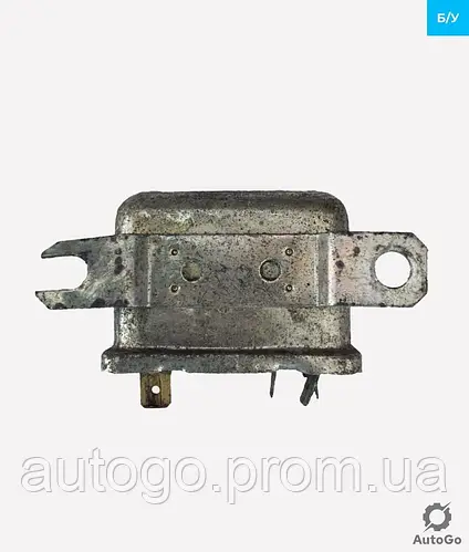 Купити Реле фар ВАЗ LADA 2101 2102 2103 2104 2105 2106 2107 PC702 Б/У ...