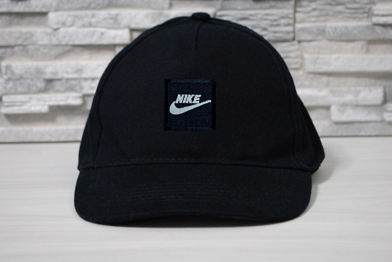 Бейсболка черная Nike - фото 1 - id-p1799886408