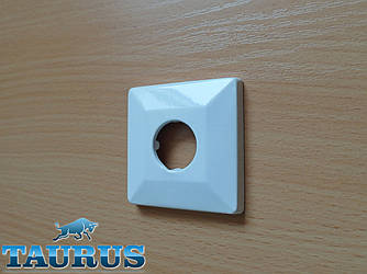Біла квадратна декоративна накладка ThermoPulse CUBE 56x56 White / висота 10мм, під внутрішній d1/2" (20мм)