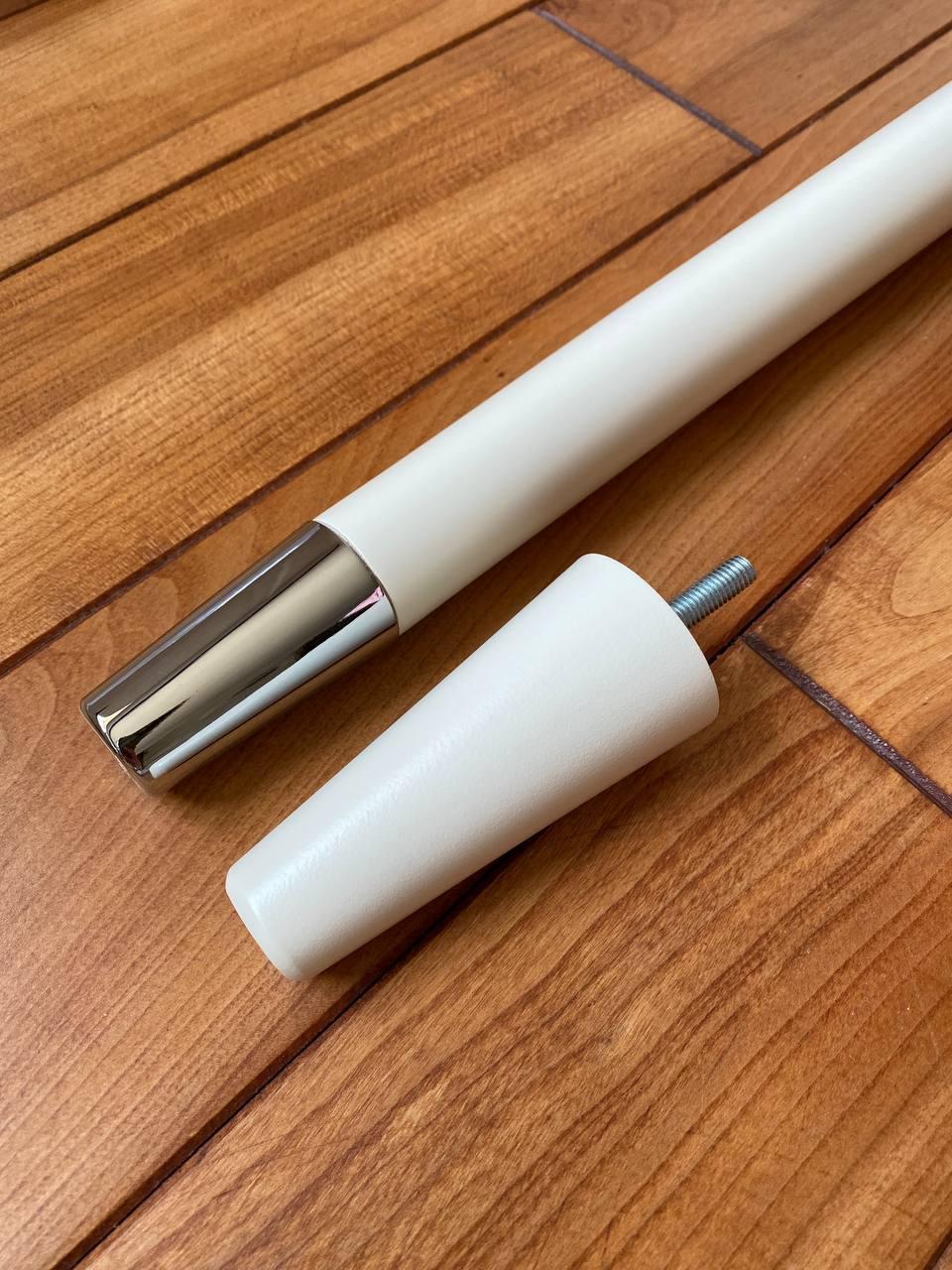 Меблевий металевий наконечник в хромі