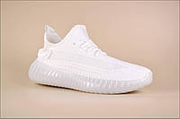 Женские кроссовки Yeezy Light White