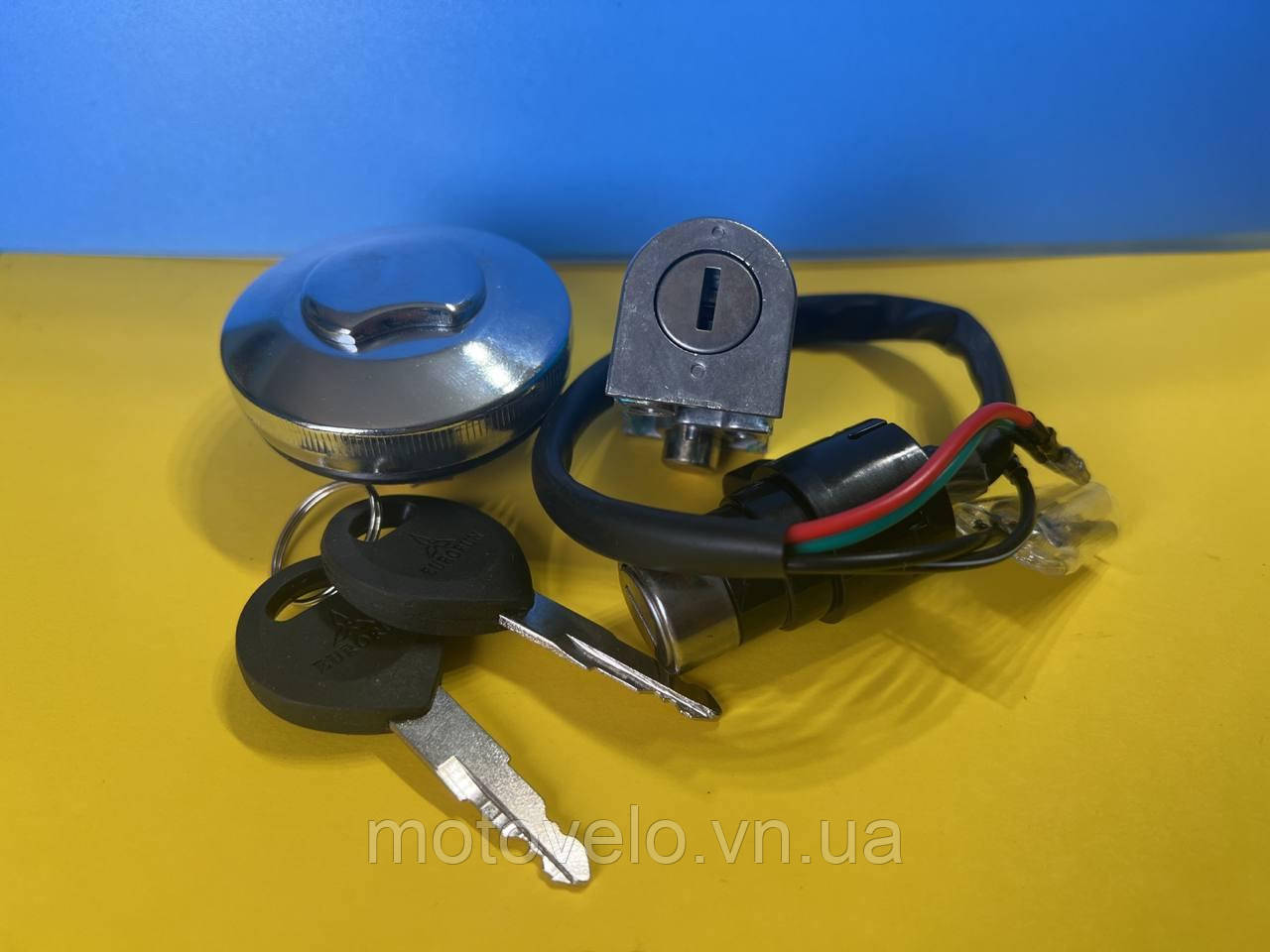 Замок запалювання із кришкою бака Альфа