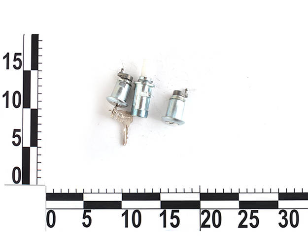 Купити Замок багажника ВАЗ 2105, 2107 з ключами та личинками дверей ...