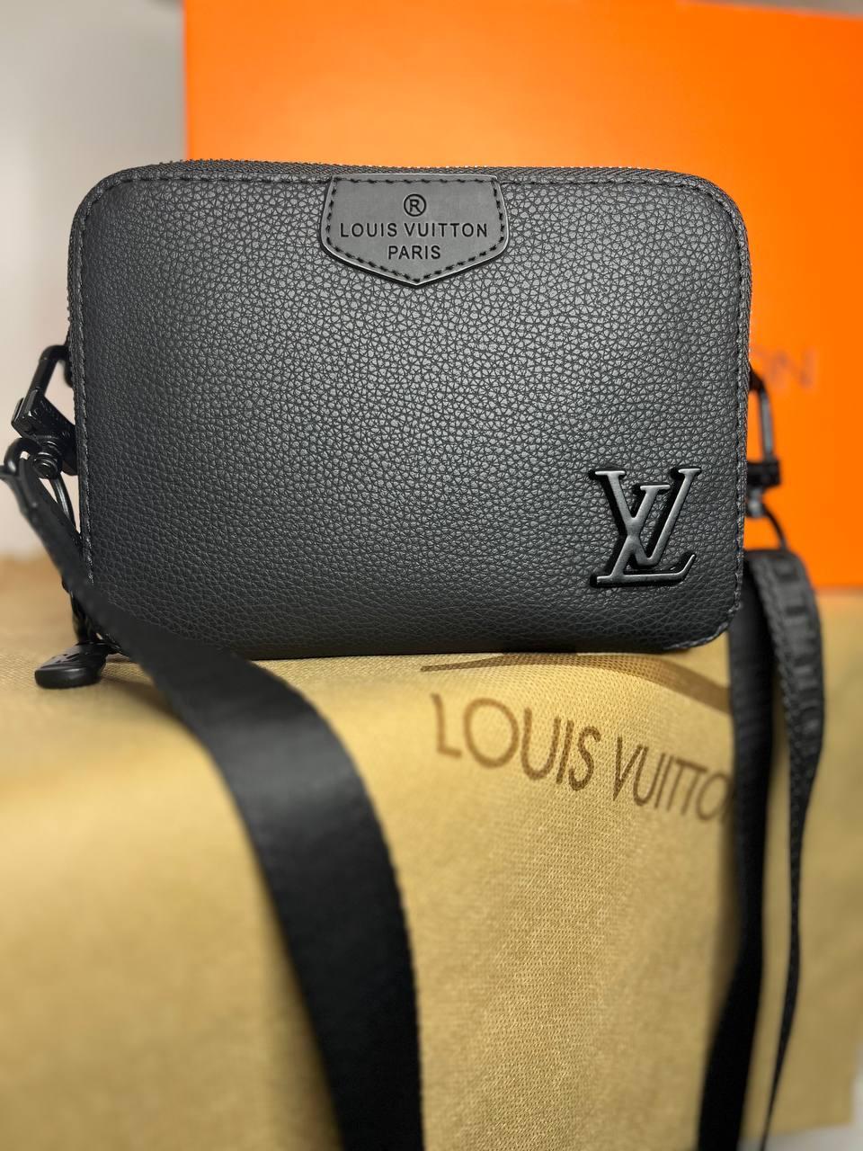 Сумка чоловіча Louis Vuitton чорна в подарунковій упаковці