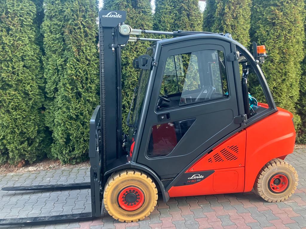 Навантажувач газовий 2015 Linde H30T-02 3t 4.8m