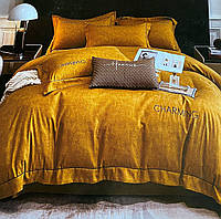 Двуспальный комплект постельного белья с фланели, хорошего качества. Размер пододеяльника 180 на 220