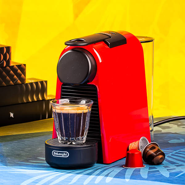 Кавомашина капсульна Delonghi Nespresso Essenza Mini EN85/D30 Red - купити  за найкращою ціною в Ужгороді від компанії 
