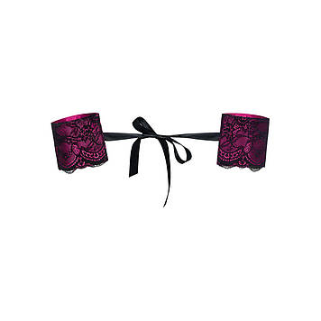 (SALE) Атласні наручники-манжети на стрічках Obsessive Roseberry cuffs, pink, прикрашені мереживом Bomba💣