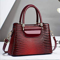 Лакова сумка жіноча через плече темно червона під рептилію, якісна модна трендова сумочка з екошкіри для міста.