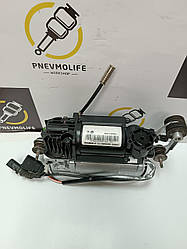 Компресор пневмопідвіски VW Touareg