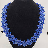 Колье ручной работы с кристаллов и бисера нарядное украшение длина 50 см в разных цветах Синий