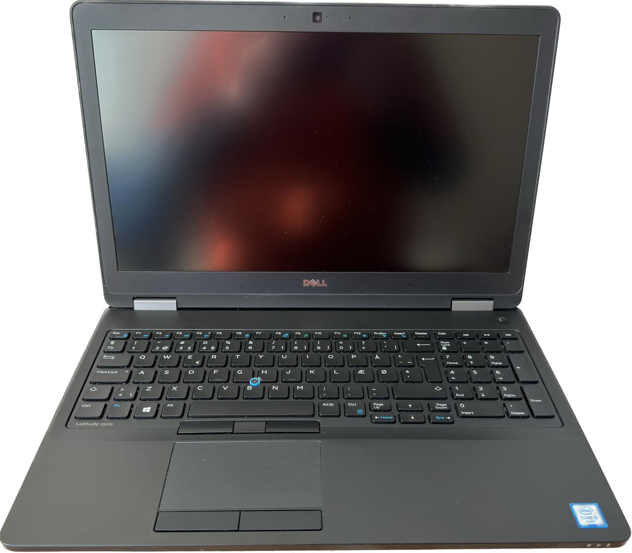 Ноутбук Dell Latitude E5570 15.6 FHD IPS i5-6200u/6Gen/8Gb DDR4/256Gb SSD/Intel HD Graphics 520