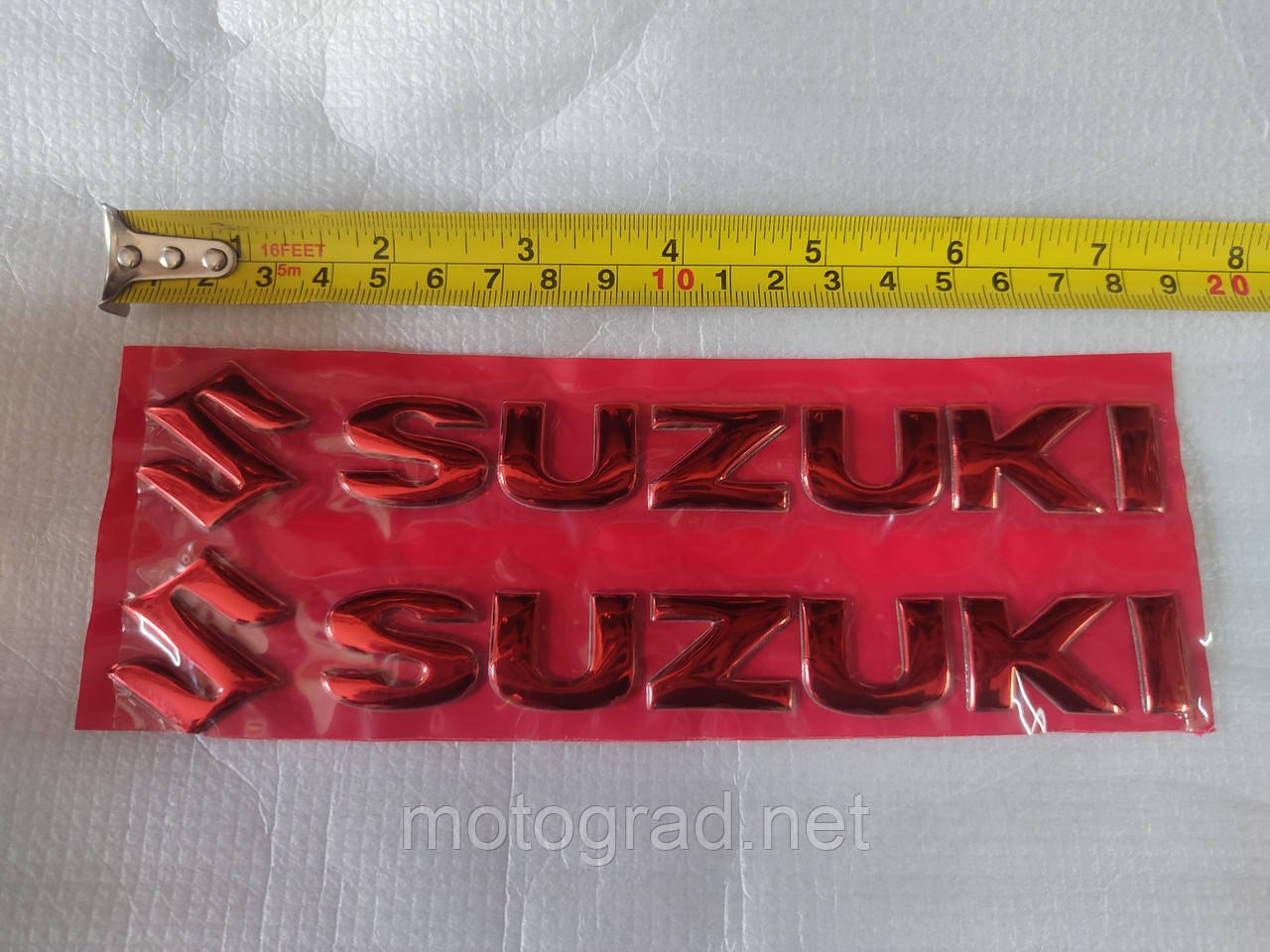 Наклейки Suzuki 3D силікон колір червоний (комплект 2 шт.)