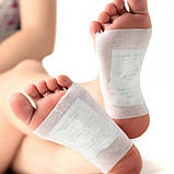Очисний пластир детокс Кіні для виведення токсинів для ніг KINOKI cleanse energize foot patch, 10 шт., фото 5