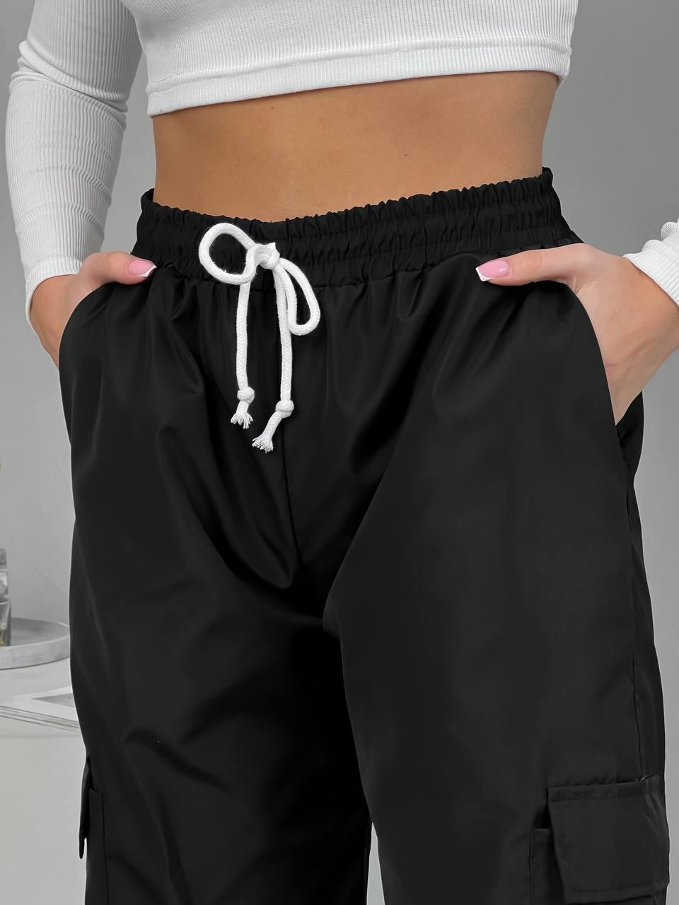 Женские спортивные штаны карго из плащевки, по бокам и снизу два кармана с фиксатором - фото 8 - id-p1753709184
