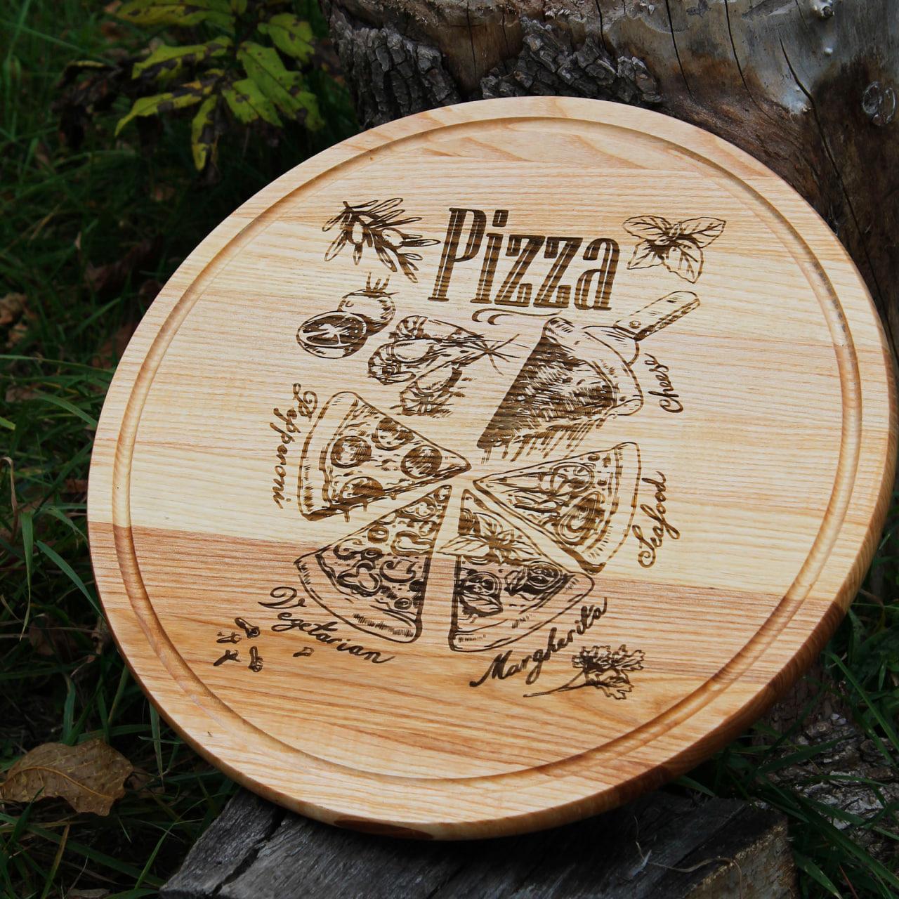Кухонна дошка кругла з гравіруванням - Pizza