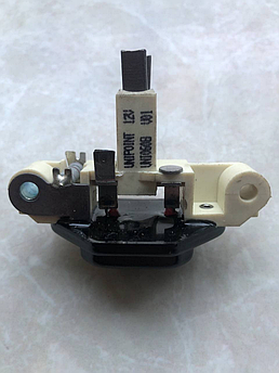 Реле генератора Mercedes OM601/602 регулятор напруги