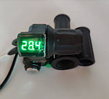 Ручка газу половинчаста з вольтметром 5в-99в із замком і кнопкою круїзу, фото 3