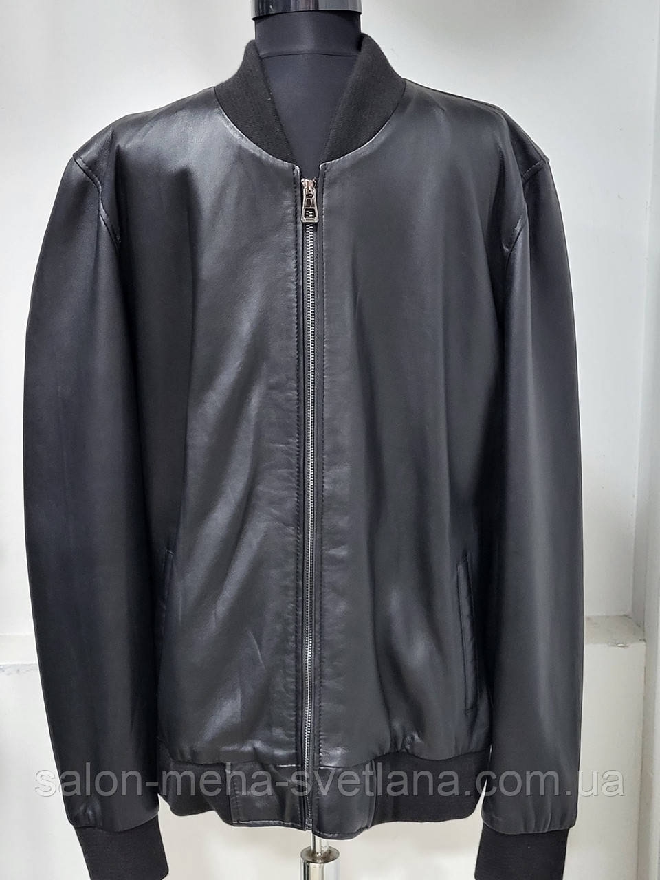 Куртка мужская чёрного цвета из натуральной кожи под резинку цвет-чёрный длина 65см 52р 54р 56р 58р - фото 1 - id-p1804039311