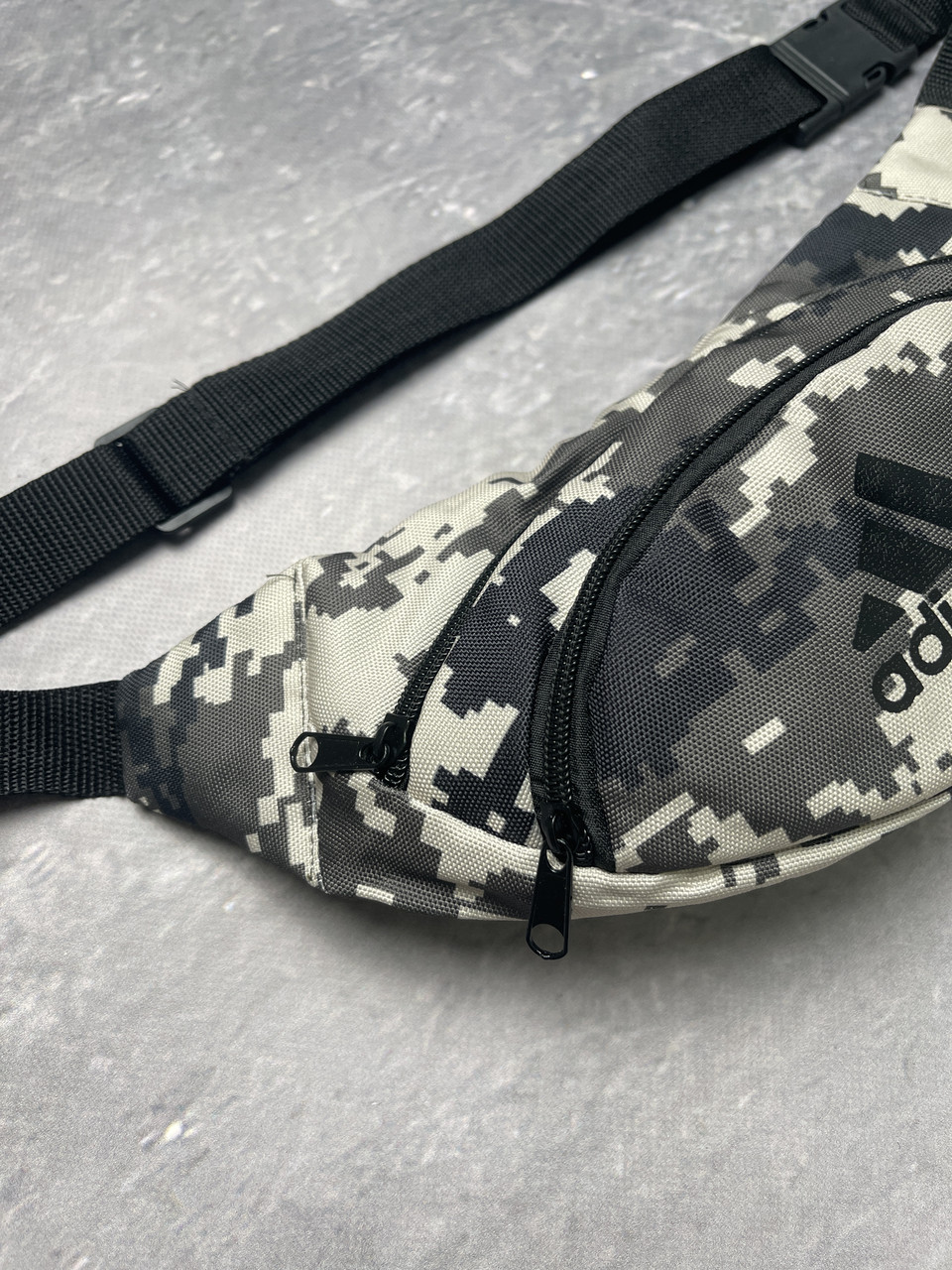 Бананка чоловіча жіноча спортивна Adidas на пояс через плече піксель камуфляж сумка поясна адідас повсякденна