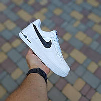 Кросівки жіночі весна літо білі з чорним Nike Air Force 1. Кросівки низькі жіночі білі Найк Аїр Форс 1, фото 3