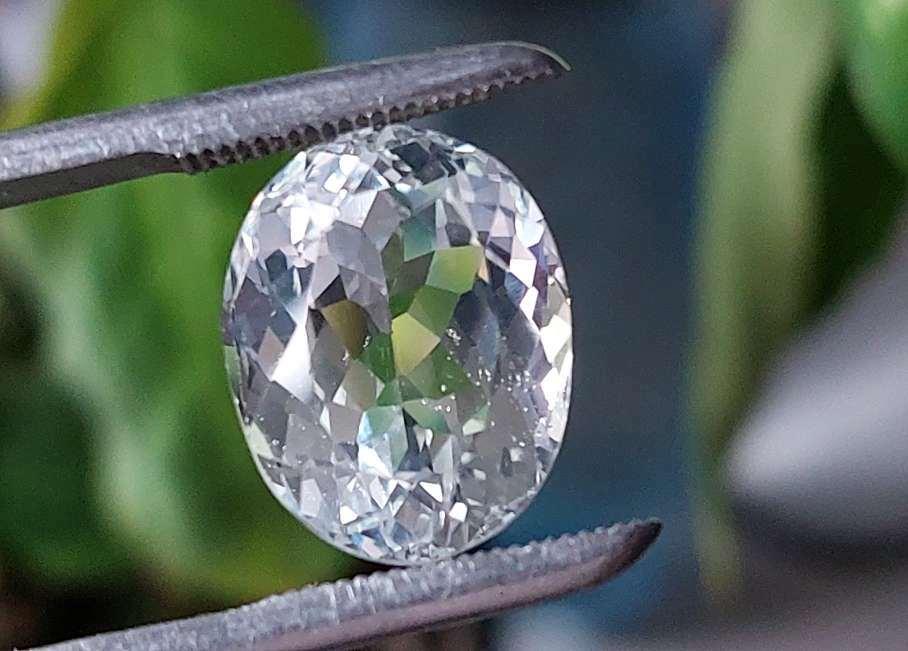 Топаз 15.28 CT Білий 16.37 х 12.8 х 9.13 мм