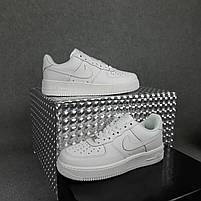 Кросівки жіночі низькі білі Nike Air Force 1. Кросівки стильні жіночі білі Найк Аїр Форс 1, фото 4