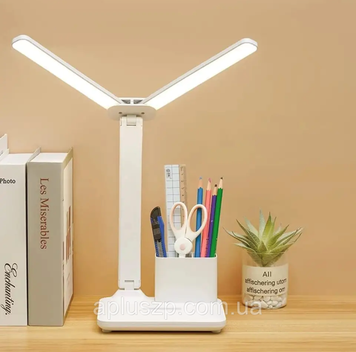 Світлодіодна лампа на робочий стіл Led Lamp K8 7W Біла