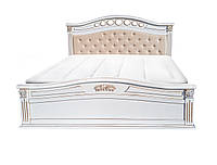 Ліжко двоспальне з дерева із різьбленням і м'яким узголів'ям "Клеопатра" (1800*2000)