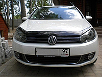 Дефлектор капота на Volkswagen Golf VI 2008-2012. Мухобойка на Volkswagen Golf 6