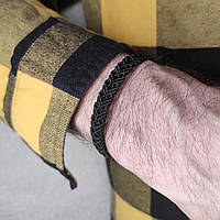 Чоловічий браслет ручного плетіння макраме "Радко" CHARO DARO (чорний)
