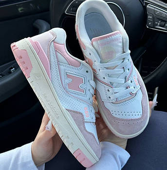 Жіночі кросівки кеди New Balance 550 White Pink весна-осінь повсякденні замша пудрові. Живе фото