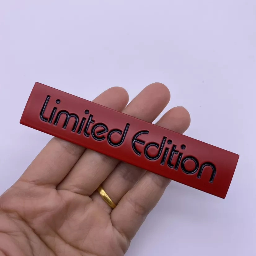 Шильд значок емблема шильдик автомобіля limited edition червоний, фото 1