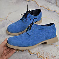 Замшеві туфлі на низькому ходу зі шнурівкою