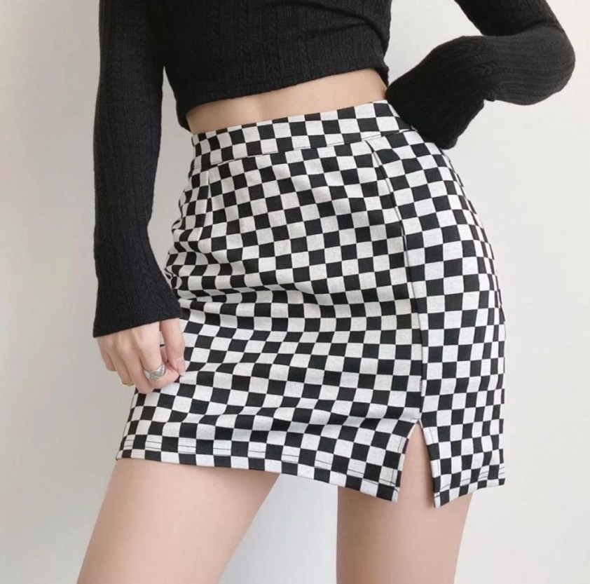 Стильна спідниця в шахову клітку