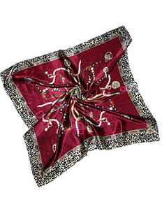 Шарфи, палантини, кіски.