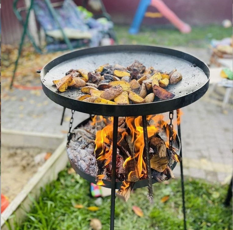 Садж сковорода для мангала 50 сантиметрів із борони в комплекті підставка для розведення вогню сталь 4 мм