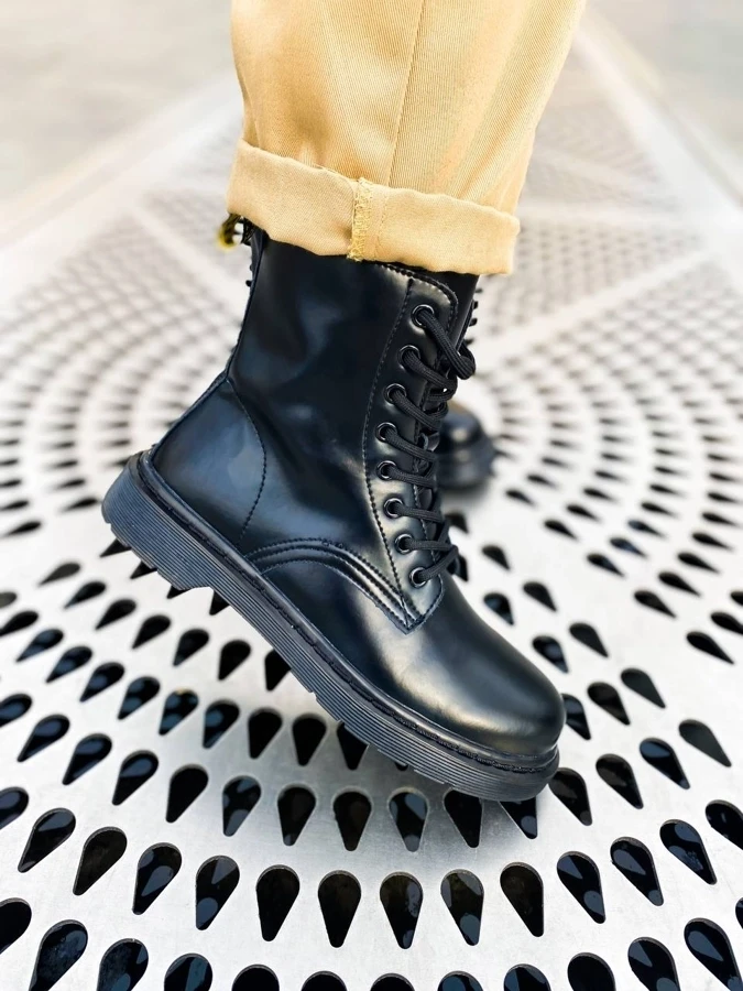 Sale martens 2024