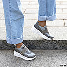 Жіночі кросівки сірого кольору на білій підошві з липучкою, фото 9