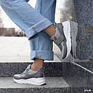 Жіночі кросівки сірого кольору на білій підошві з липучкою, фото 7