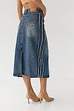 Джинсова спідниця міді з розрізом ззаду — синій колір, L (є розміри), фото 2
