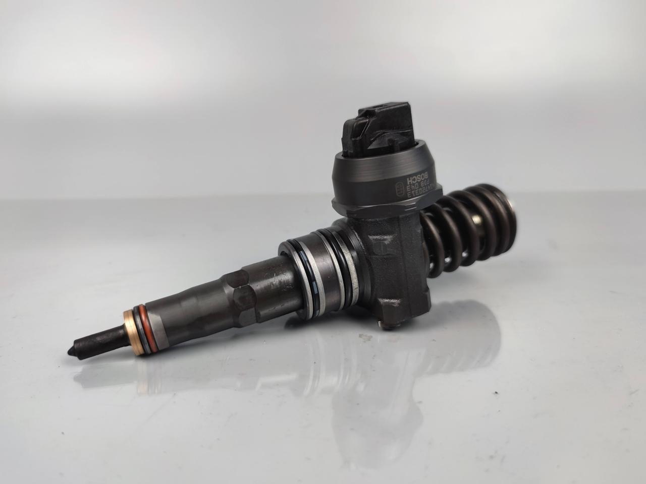 Форсунка дизельна Насос-форсунка 1,9tdi 038130073BN, 0414720313 Bosch, фото 1