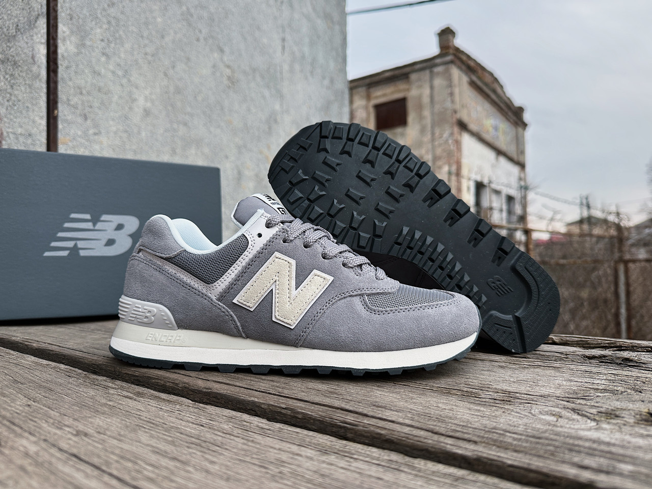 Чоловічі кросівки New Balance 574 U574UL2 серые Оригінал